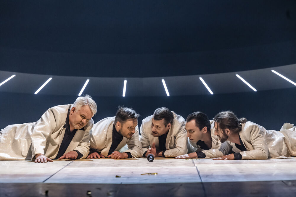 2021|2022 Julius Caesar / Die Politiker: Renatus Scheibe (Decius), Stefan Willi Wang (Cassius), Lukas Umlauft (Brutus), Jan Wenglarz (Flavius/Cinna), Leo Goldberg (Casca)