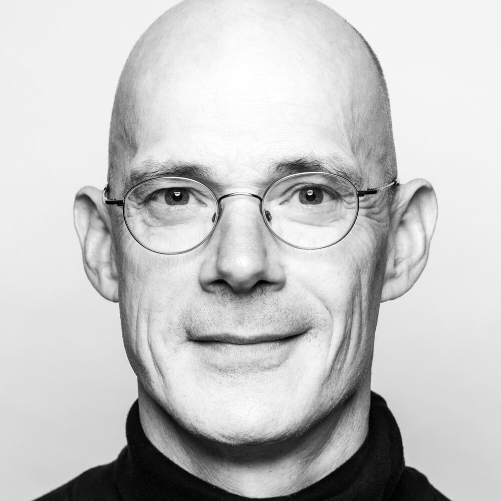 Michael  Schneider